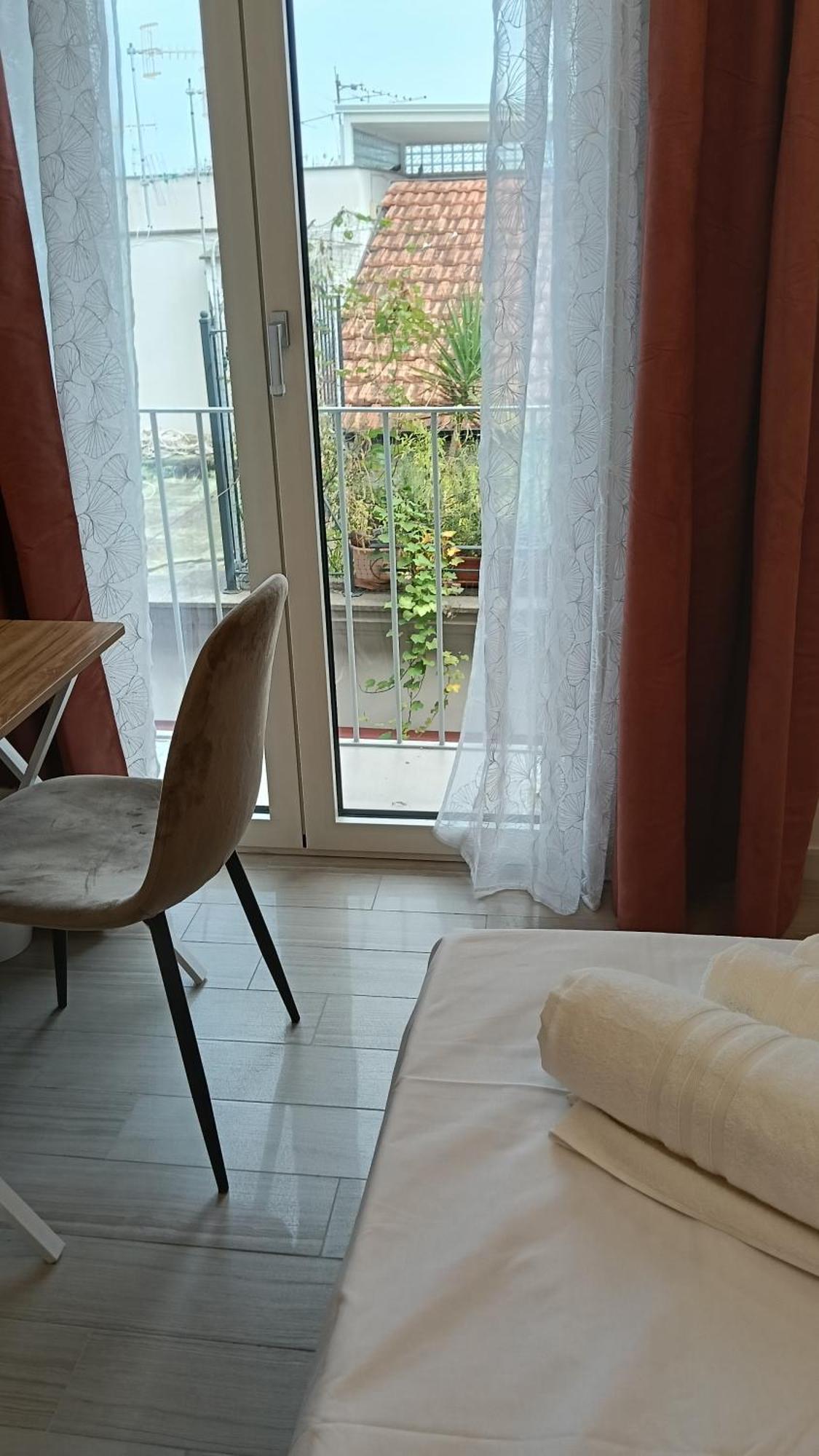 Le Stanze In Centro Napoli